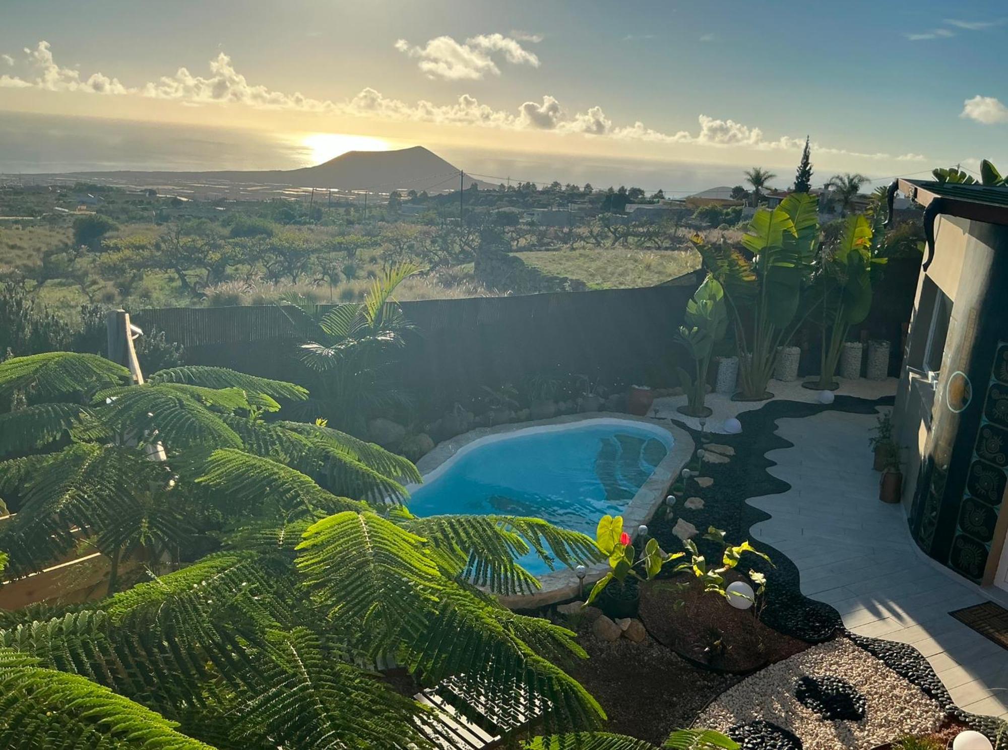 サンタクルスデテネリフェ Krisant Gold Rural Luxury Privat Poolヴィラ エクステリア 写真